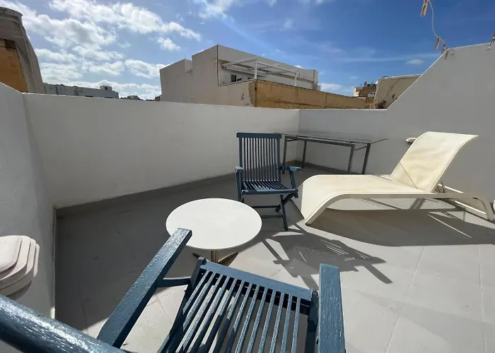 Beautiful Penthouse In Selima